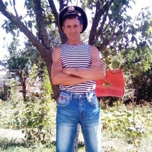 Анатолий , 46 лет